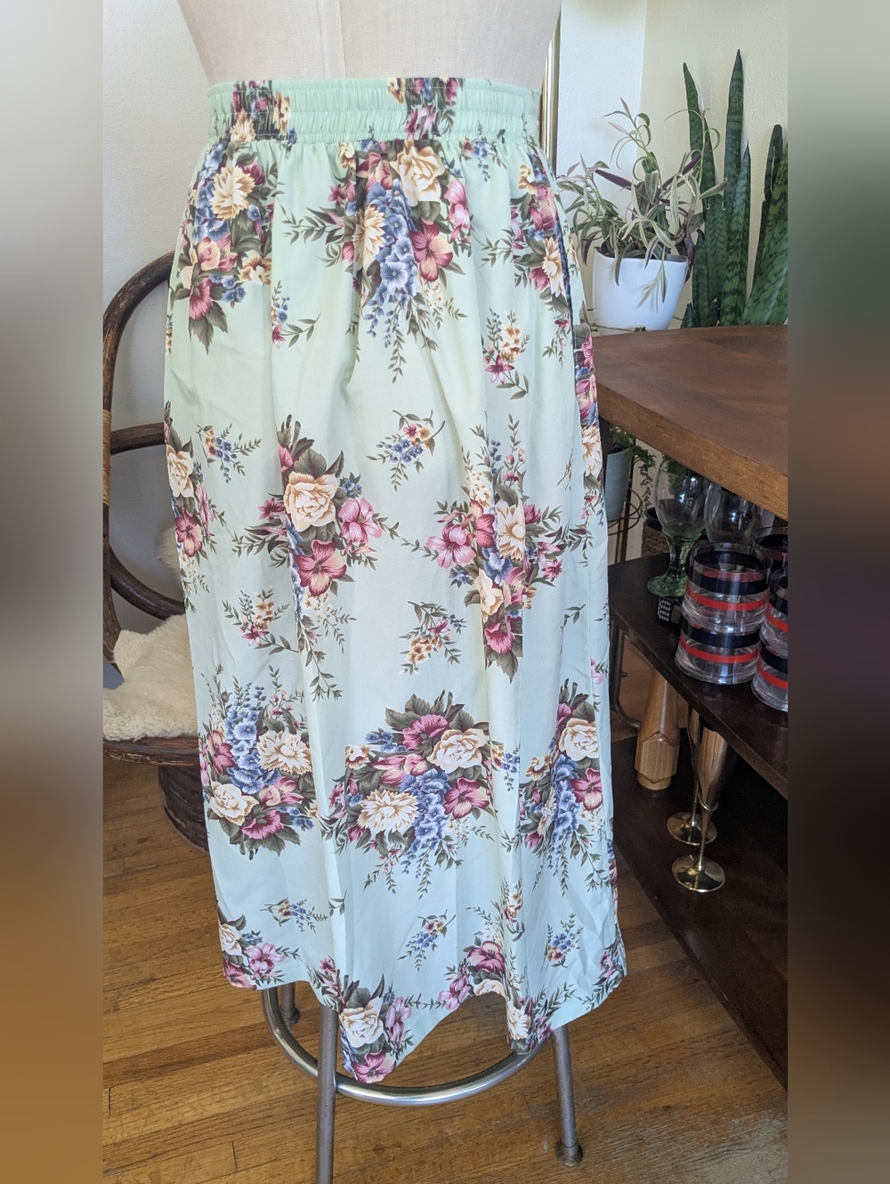 Vintage Mint Green Floral Pleated Midi Skirt - Picture 2 of 4